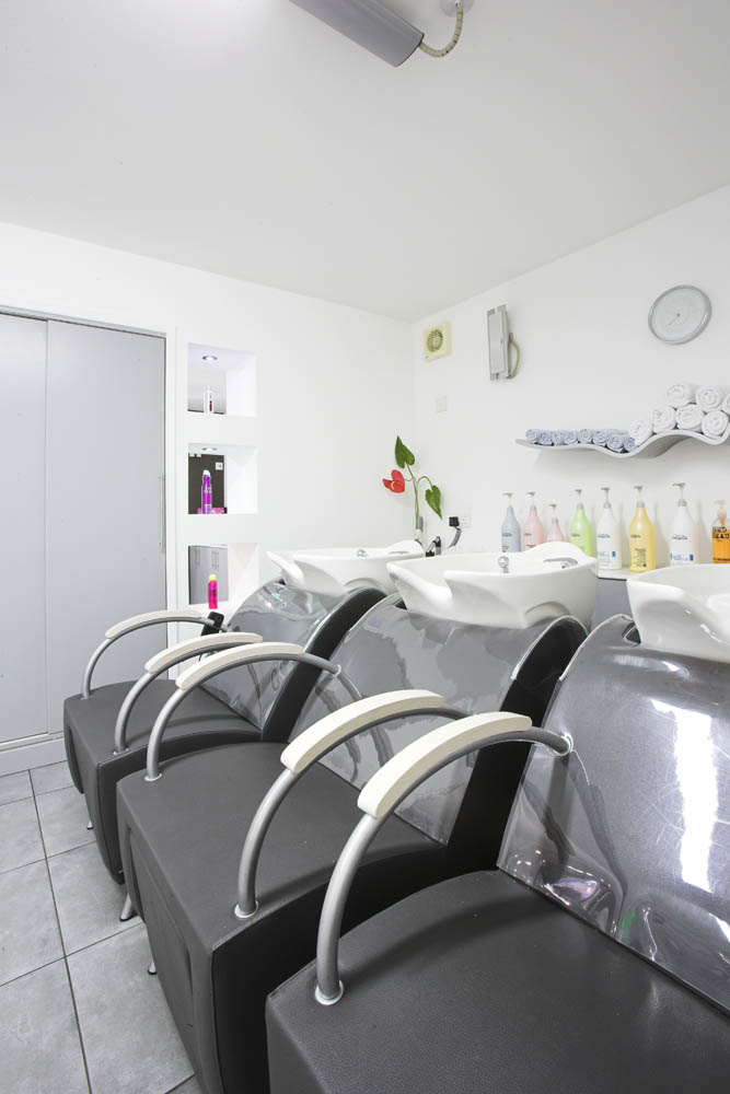 Hair at Hennesseys salon photograph 6
